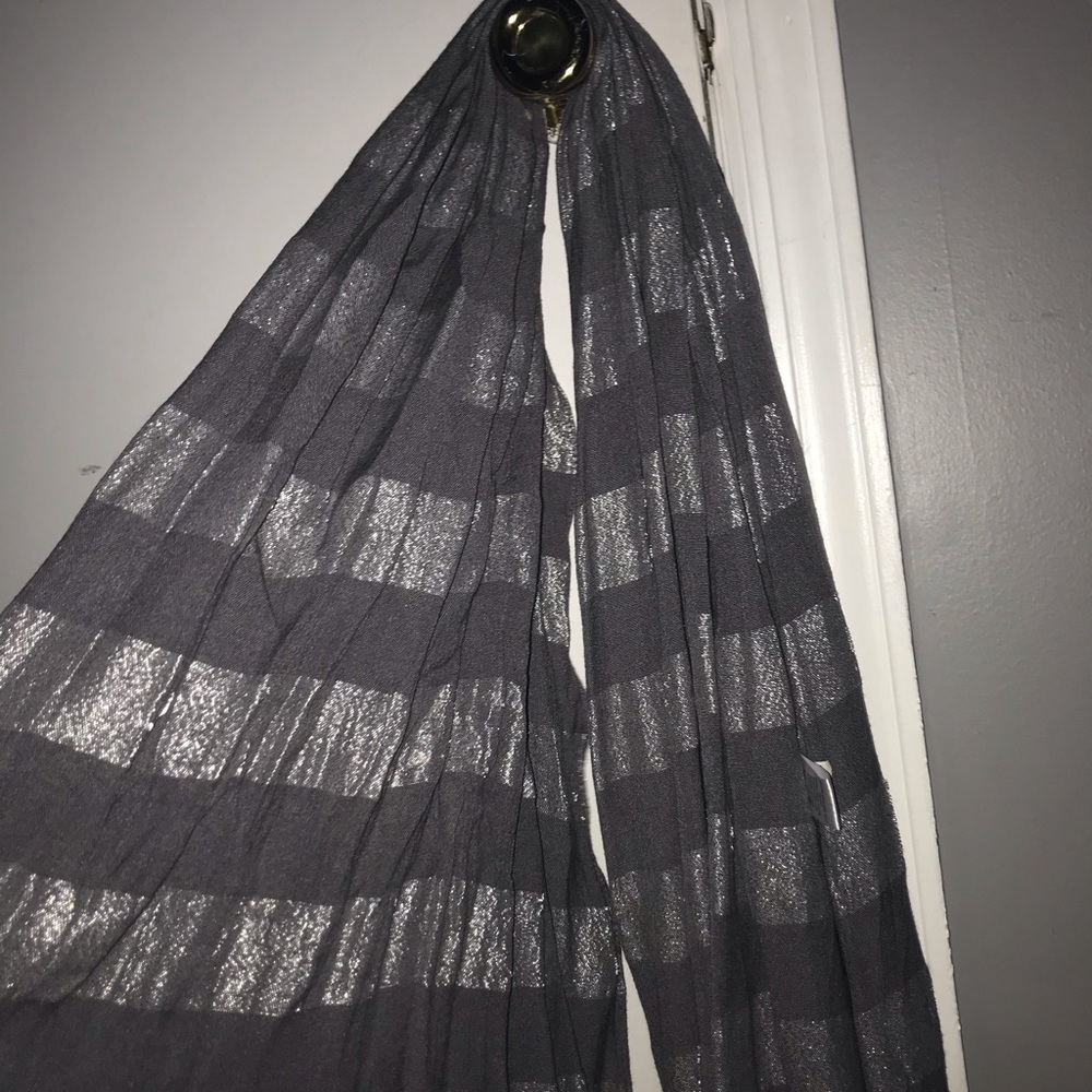 Gray Scarf